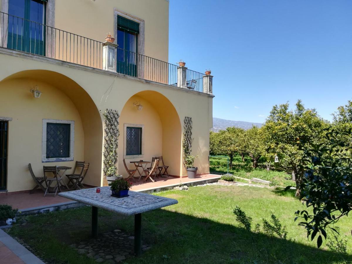 Giardino Arancio Couette-café 3*